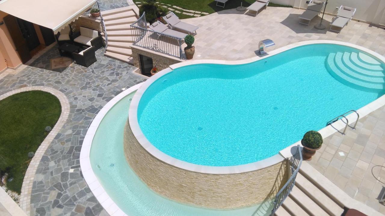 Vignali Residence ดิโซ ภายนอก รูปภาพ